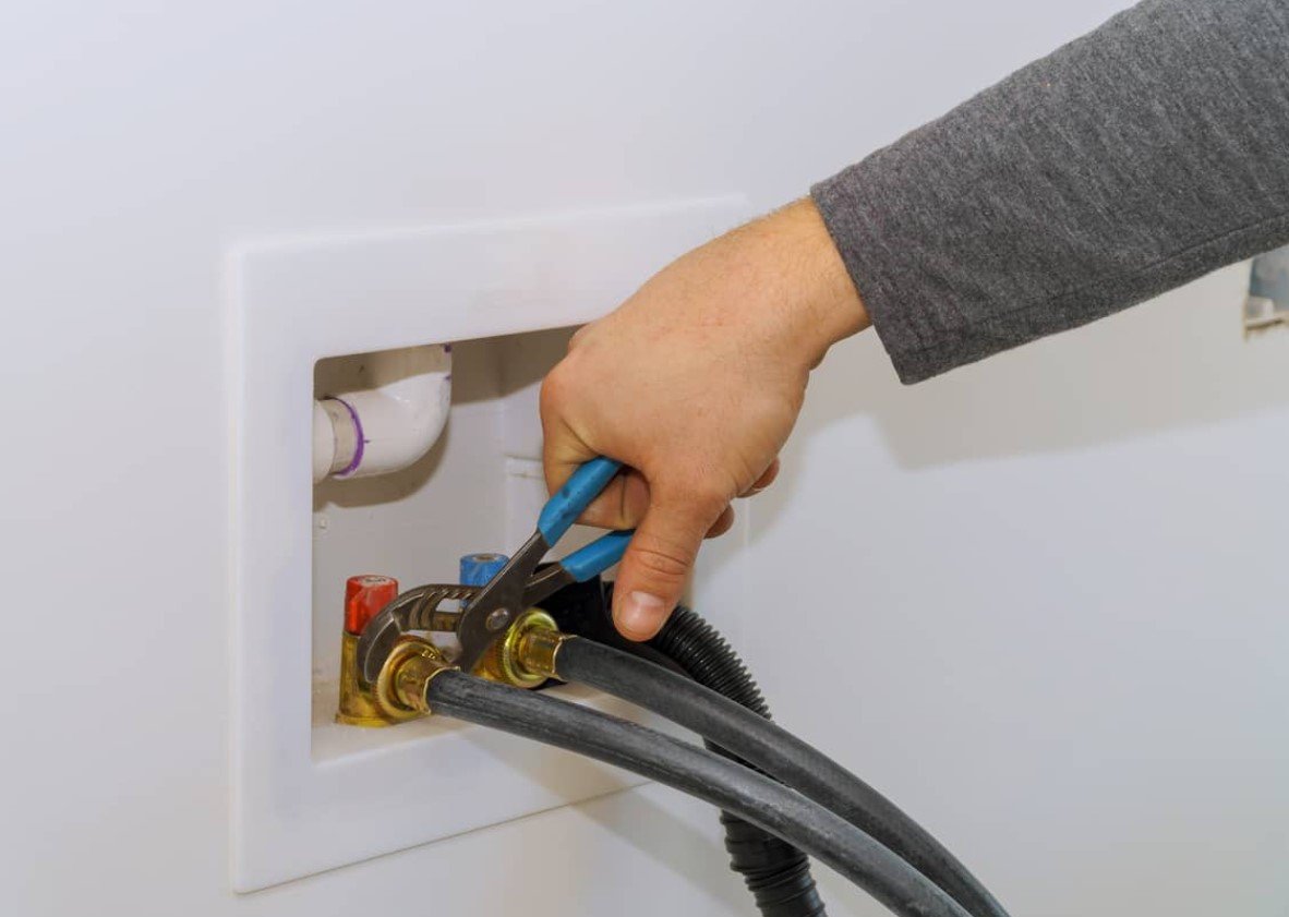 How to Diagnose a Faulty Washer Agitator